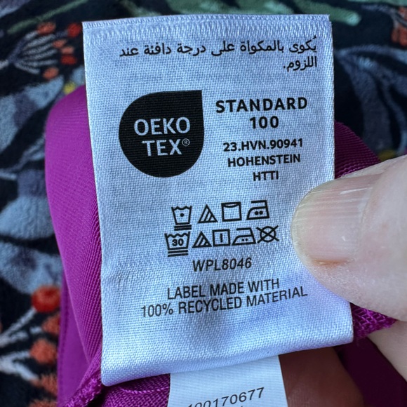 💜 NWT INC Tummy Control Capri Pants Size 18 Purple Stretch Mid Rise - Picture 9 of 11